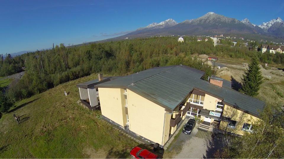 Penzion Centrum Pod Lesom Високе-Татри Экстерьер фото
