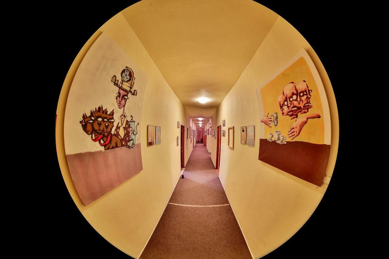 Penzion Centrum Pod Lesom Високе-Татри Экстерьер фото